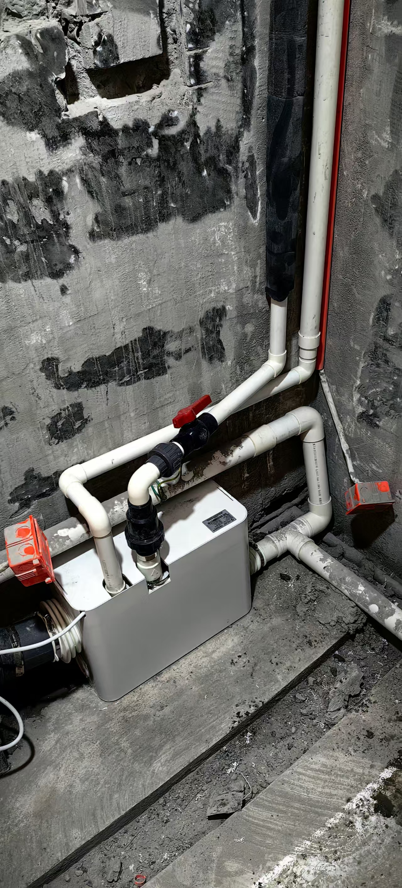 污水提升器